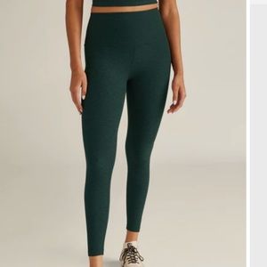 NWOT Beyond Yoga Spacedye high waisted leggings sz small